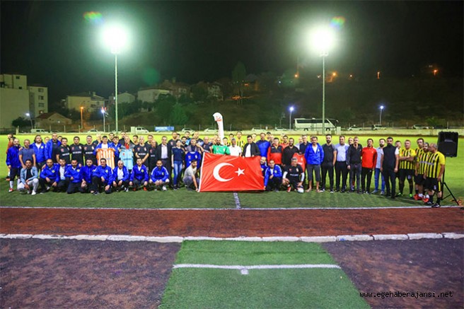 Merhumların Anısına Düzenlenen Futbol Turnuvası Başladı