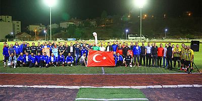 Merhumların Anısına Düzenlenen Futbol Turnuvası Başladı